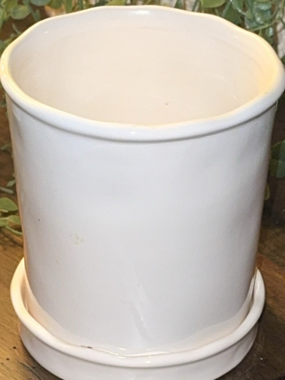 NWOT Rae Dunn ‘Blossom’ White Ceramic Planter - Picture 2 of 2
